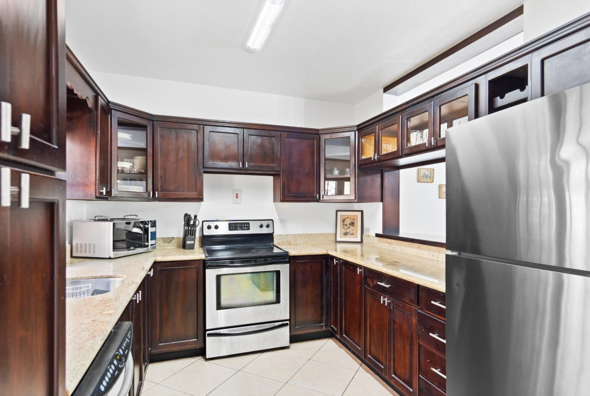 Fourth image of B1-18 Jacks Hill Road in Kingston 6, St. Andrew, Jamaica - property is For Rent