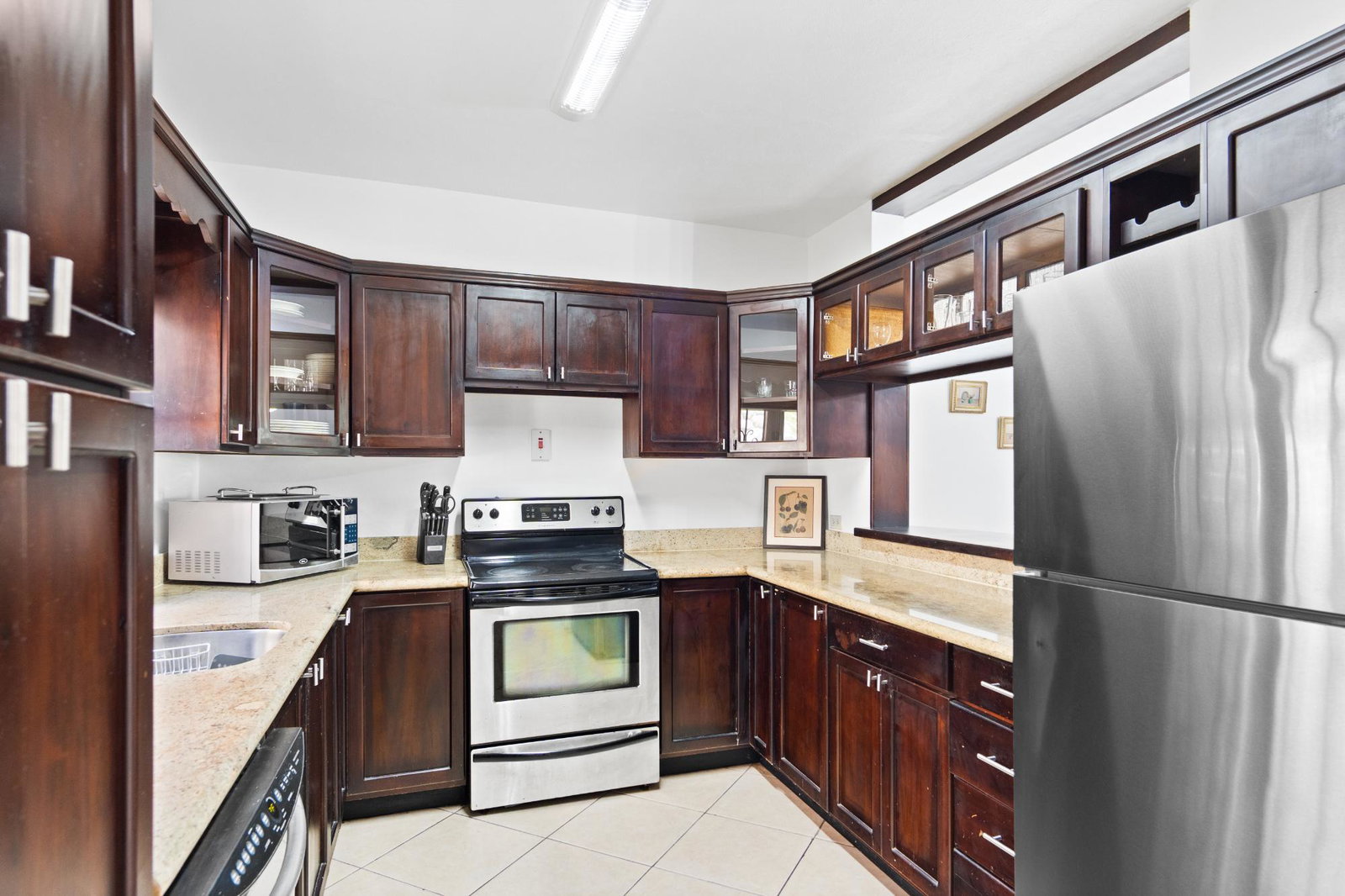 Fourth image of B1-18 Jacks Hill Road in Kingston 6, St. Andrew, Jamaica - property is For Rent