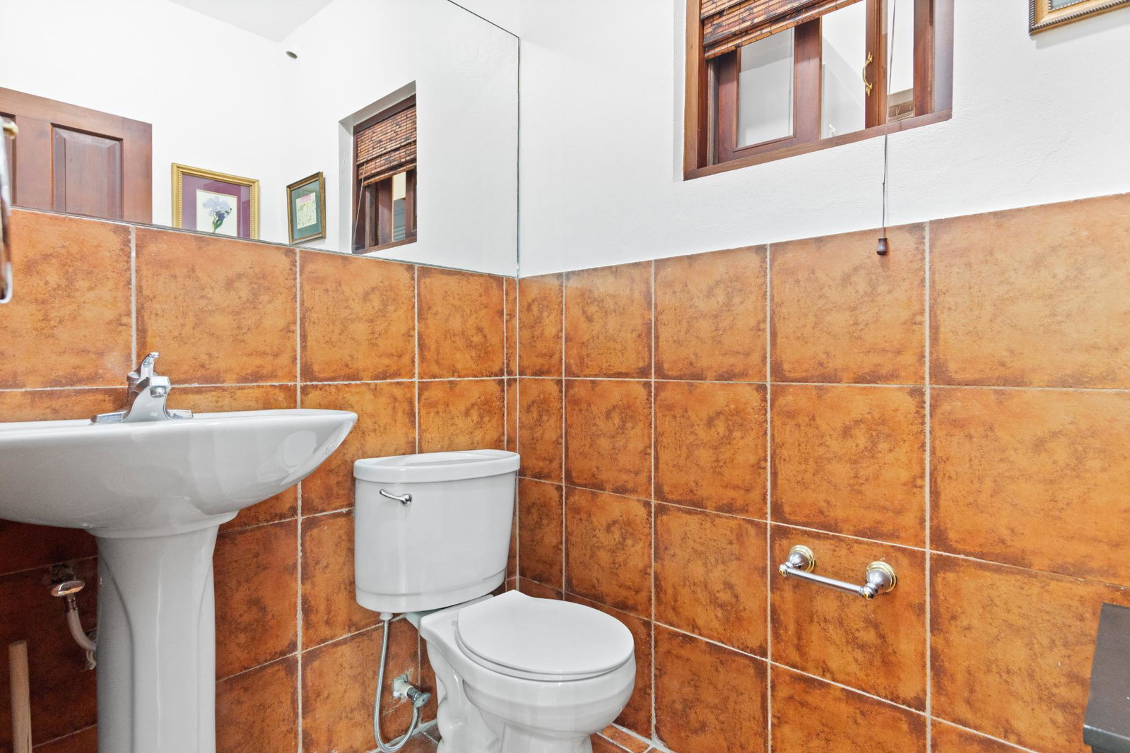 Fifth image of B1-18 Jacks Hill Road in Kingston 6, St. Andrew, Jamaica - property is For Rent