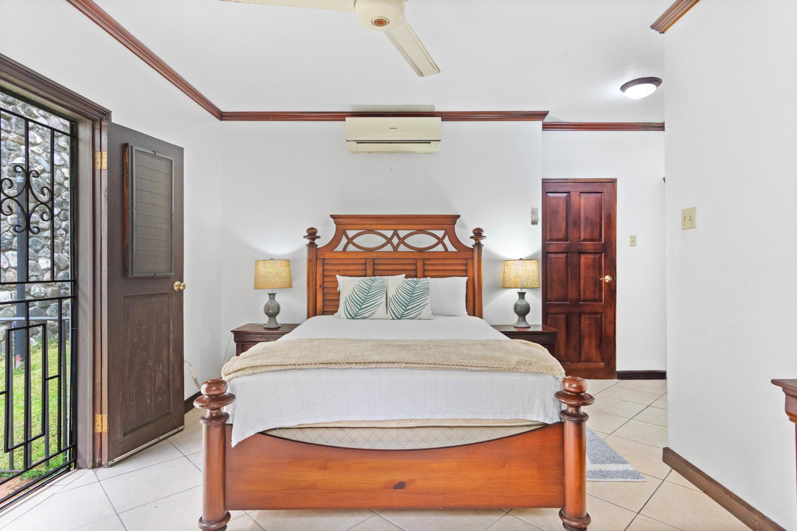 Sixth image of B1-18 Jacks Hill Road in Kingston 6, St. Andrew, Jamaica - property is For Rent