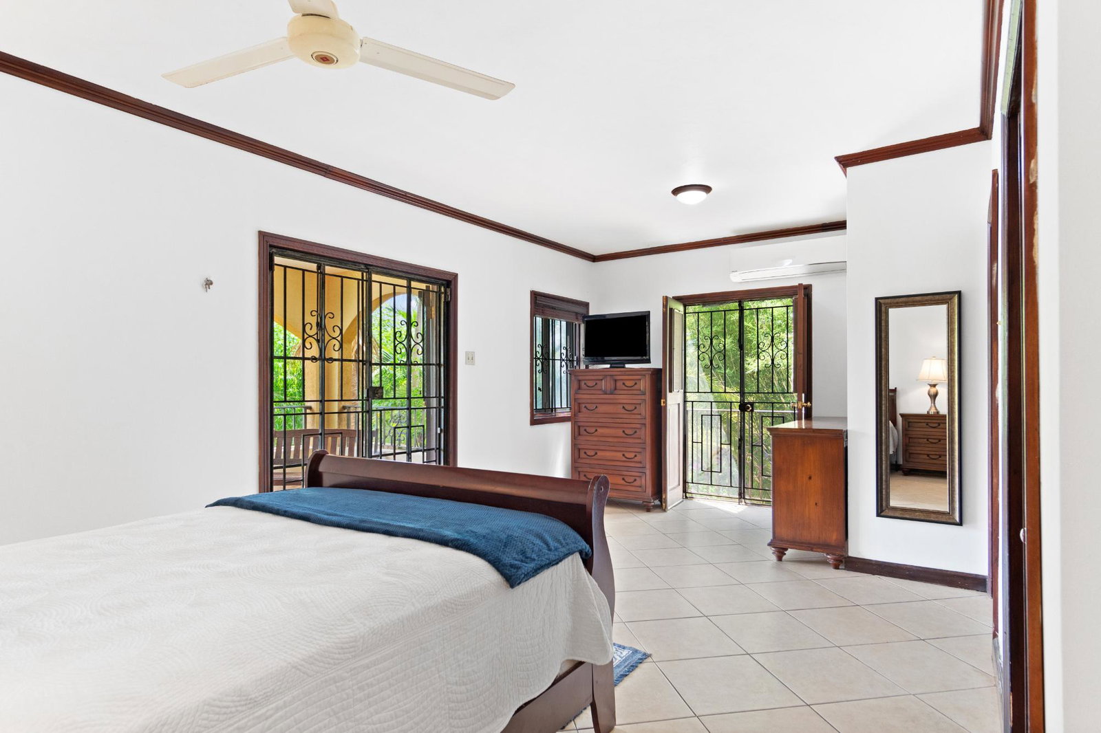 Eighth image of B1-18 Jacks Hill Road in Kingston 6, St. Andrew, Jamaica - property is For Rent
