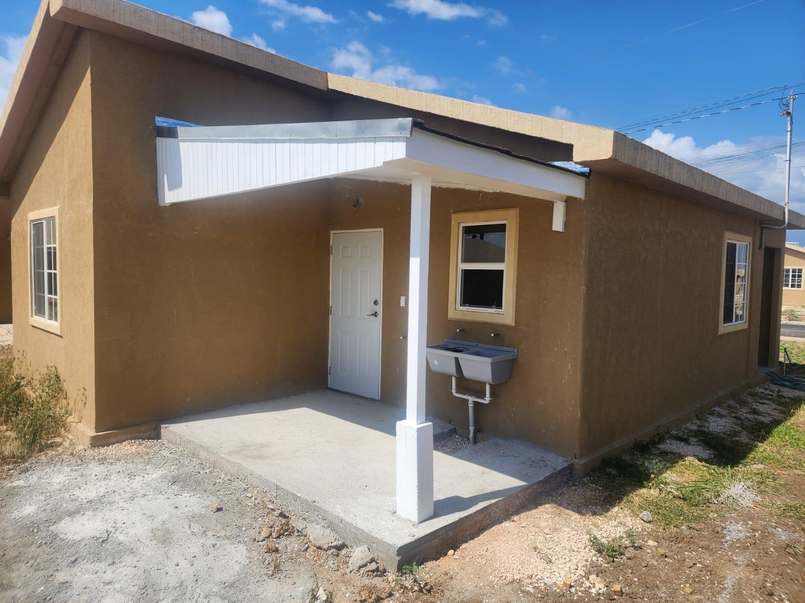 Second image of Emerald Crescent in Phoenix Park, St. Catherine, Jamaica - property is For Rent