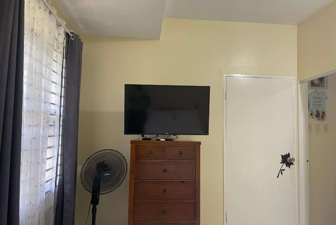 Seventh image of 2 Richings Ave in Kingston 6, St. Andrew, Jamaica - property is For Rent