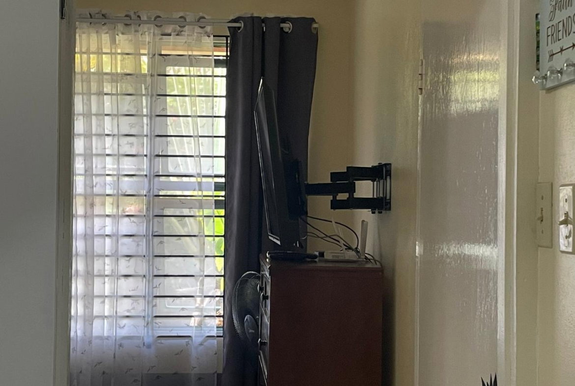 Eighth image of 2 Richings Ave in Kingston 6, St. Andrew, Jamaica - property is For Rent
