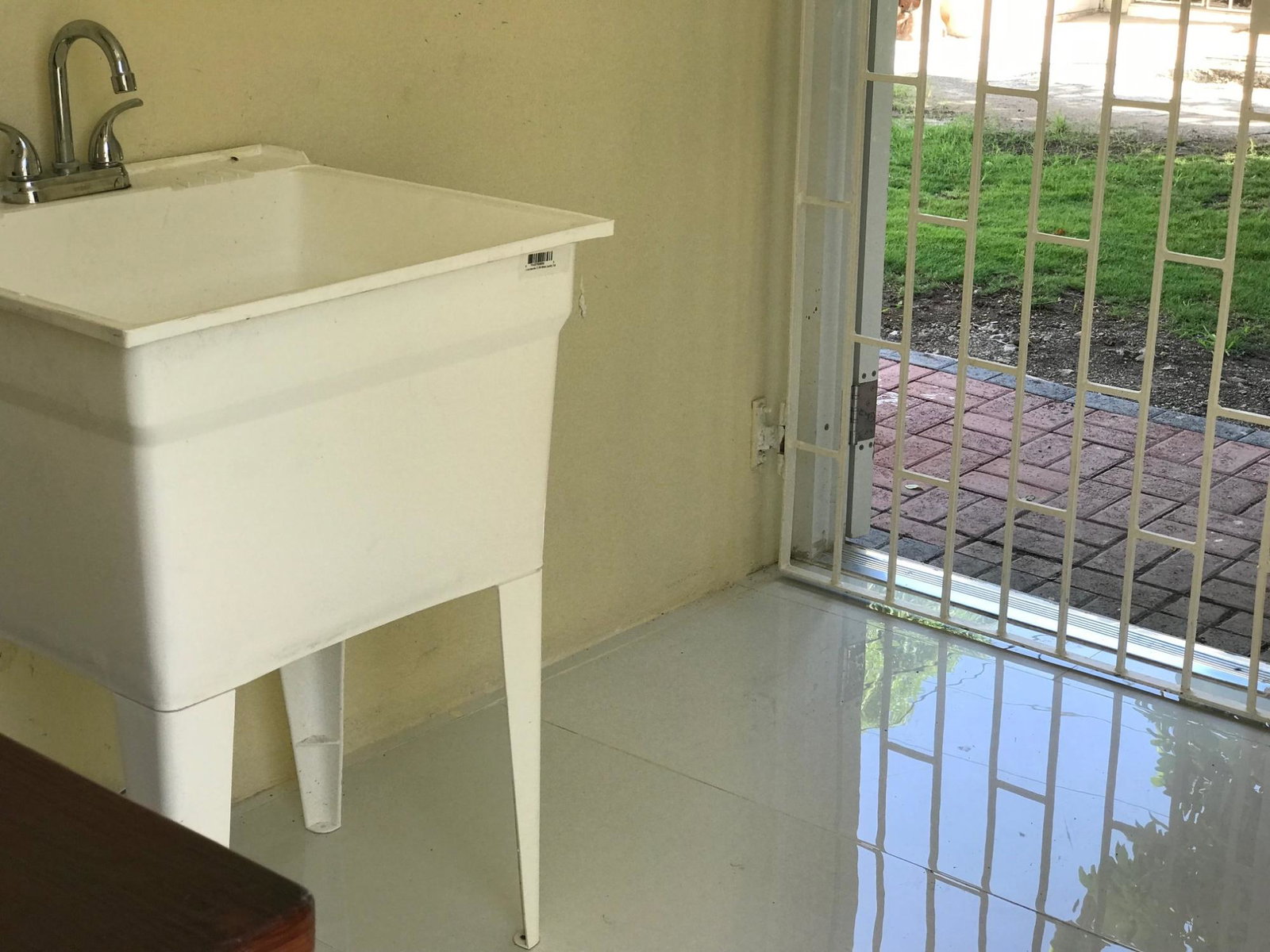 Charming-1-Bed-1-Bath-Apartment-for-Rent-in-Mona-St.-Andrew Twelfth image of -- Garden Boulevard in Mona Heights, St. Andrew, Jamaica - property is For Rent