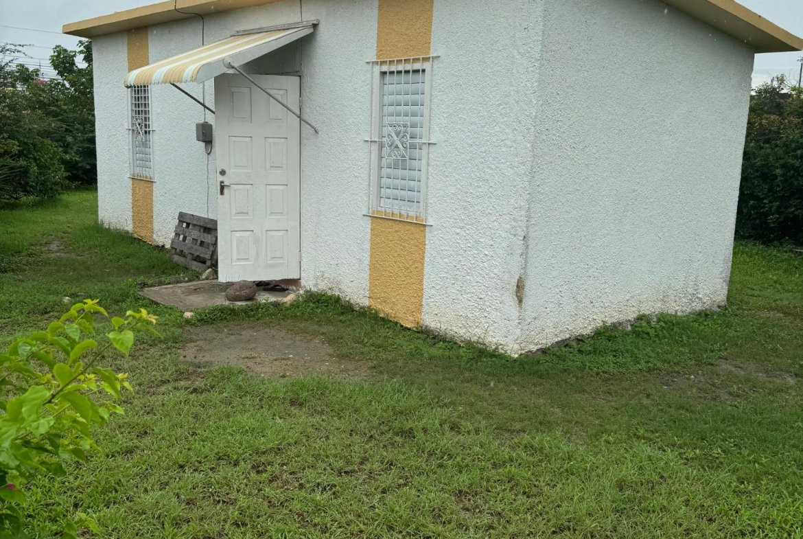 Third image of 534 Orlando Avenue in Friendship, St. Catherine, Jamaica - property is For Sale