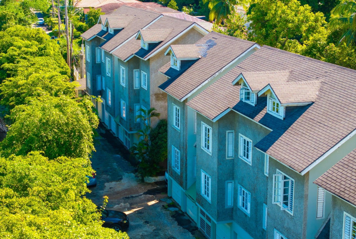 Eighth image of 2-21 Washington Close in Kingston 8, St. Andrew, Jamaica - property is For Rent