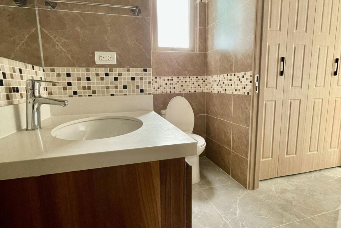 Tenth image of B3-5-50-1/4 Deanery Road in Kingston 3, St. Andrew, Jamaica - property is For Rent