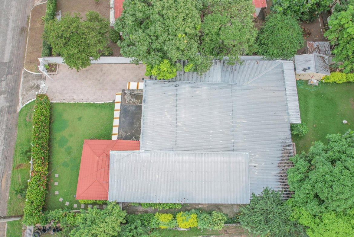 Fourth image of 1-47 Lorraine Ave in Kingston 10, St. Andrew, Jamaica - property is For Rent