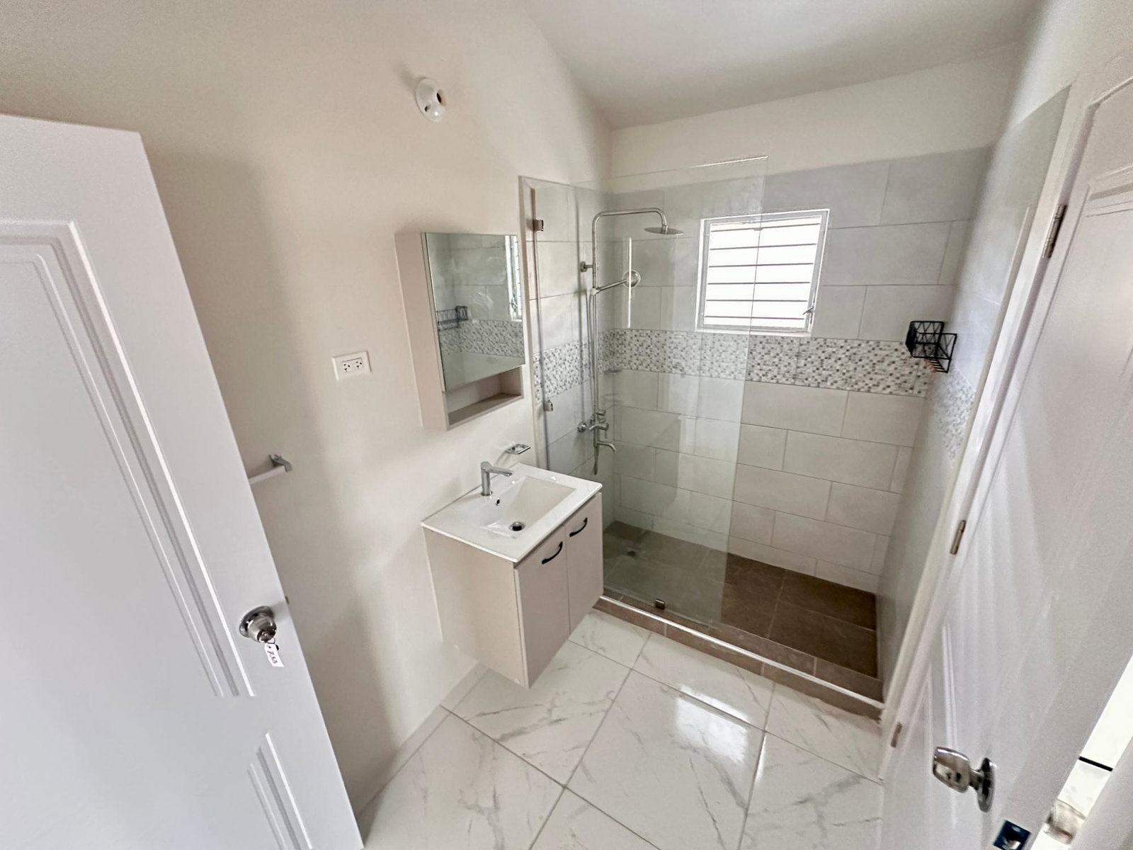 Eighth image of 732 Phoenix Park Village Phas in Greater Portmore, St. Catherine, Jamaica - property is For Rent