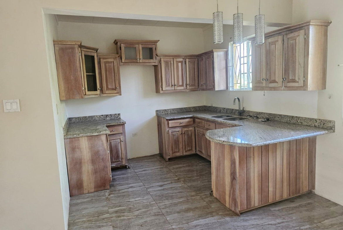 Sixteenth image of 414 Melrose Terrace in Montego Bay, St. James, Jamaica - property is For Rent
