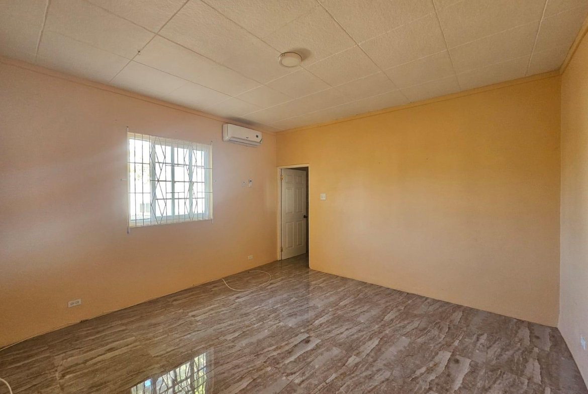Seventh image of 414 Melrose Terrace in Montego Bay, St. James, Jamaica - property is For Rent
