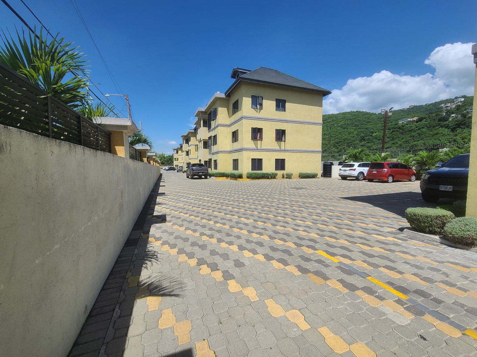 Fifth image of 28 Bombay Avenue in Kingston 19, St. Andrew, Jamaica - property is For Rent