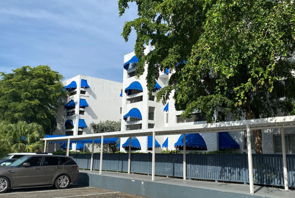 Second image of 1b East-17 Kingsway, Kingston 10. em in Kingston 10, St. Andrew, Jamaica - property is For Rent