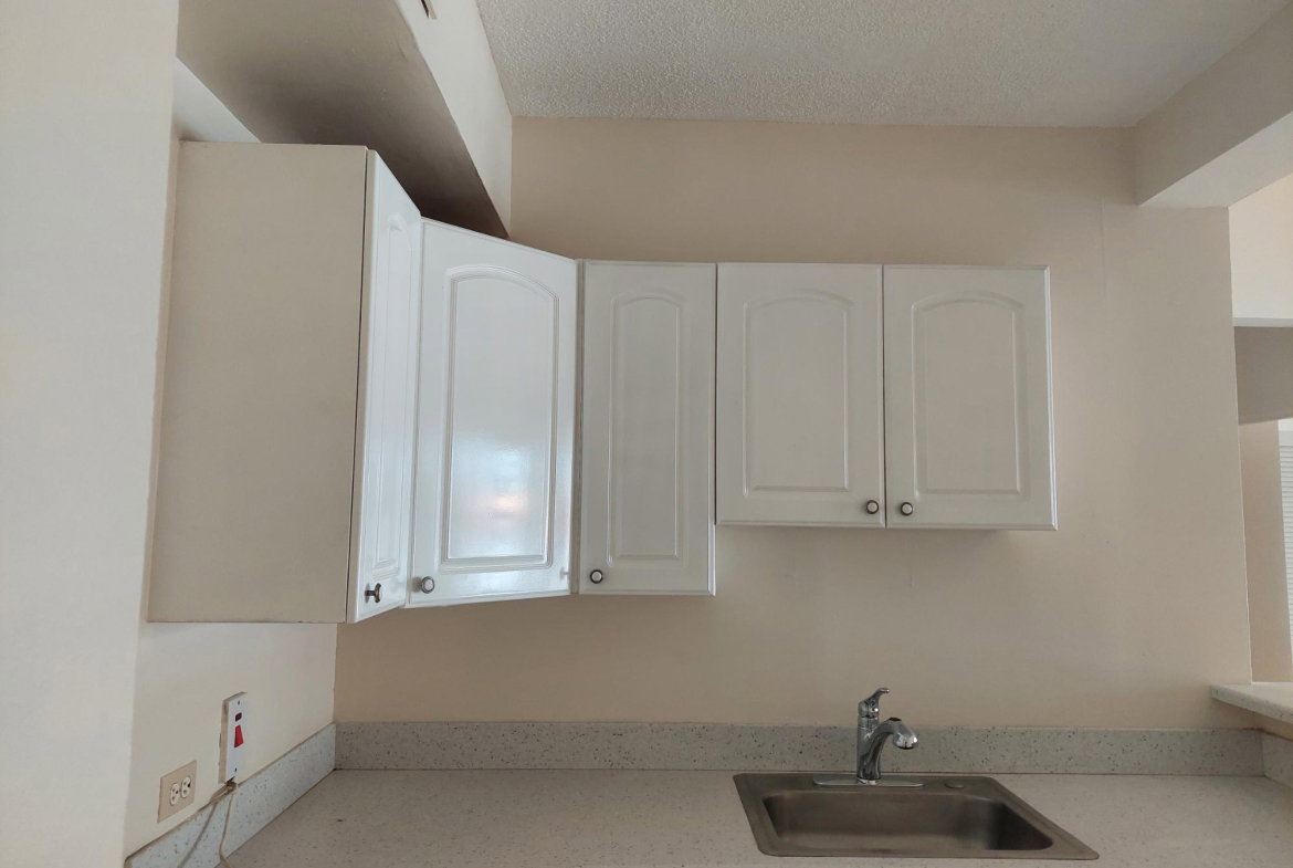 Thirteenth image of 10- Surbiton Road,kingston 10 in Kingston 10, St. Andrew, Jamaica - property is For Rent