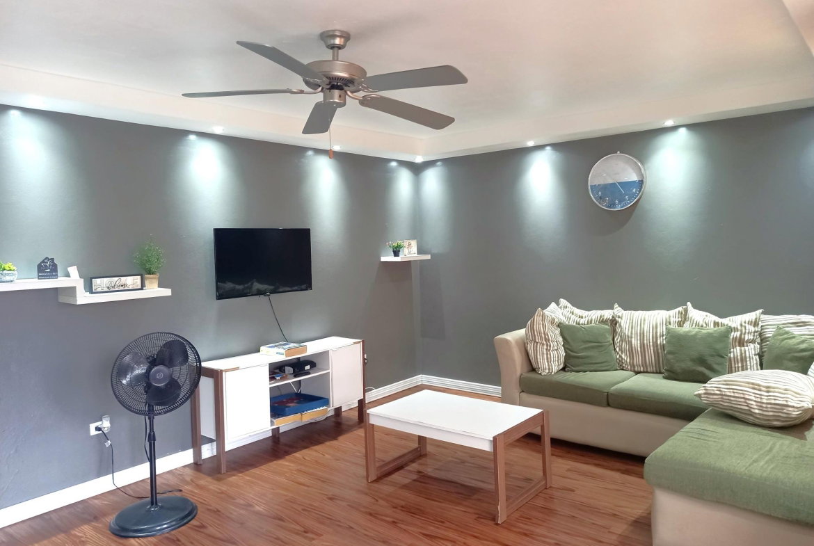 Second image of 17d-1 Shades Street in Ocho Rios, St. Ann, Jamaica - property is For Rent