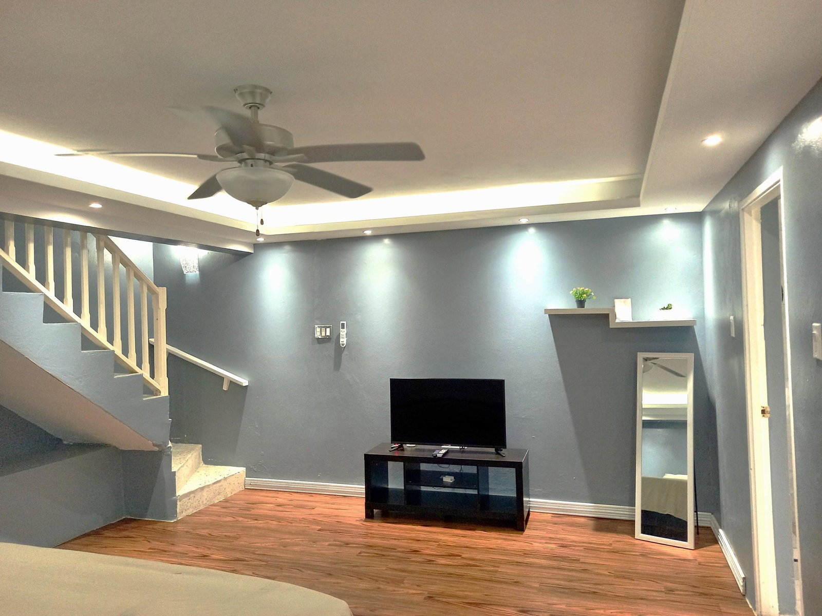 Charming-2-Bedroom-Apartment-for-Rent-in-Ocho-Rios-Jamaica Fourth image of 17d-1 Shades Street in Ocho Rios, St. Ann, Jamaica - property is For Rent