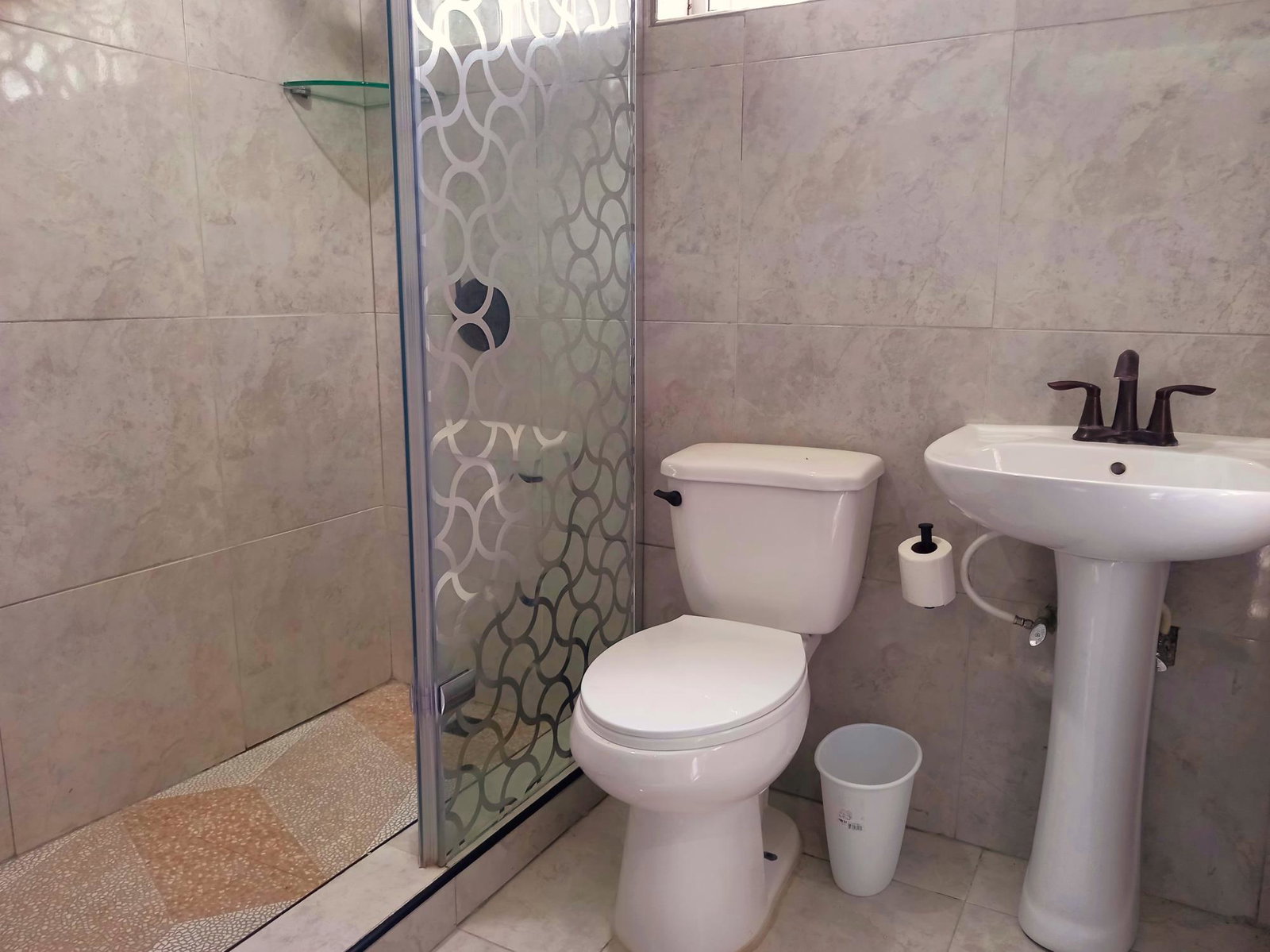 Charming-2-Bedroom-Apartment-for-Rent-in-Ocho-Rios-Jamaica Ninth image of 17d-1 Shades Street in Ocho Rios, St. Ann, Jamaica - property is For Rent