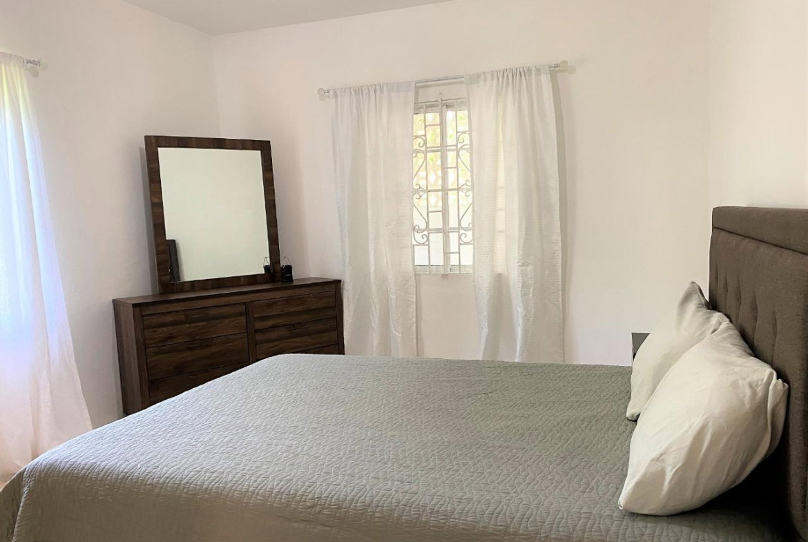 Twelfth image of 433 Pasture Drive, Portobello in Montego Bay, St. James, Jamaica - property is For Rent