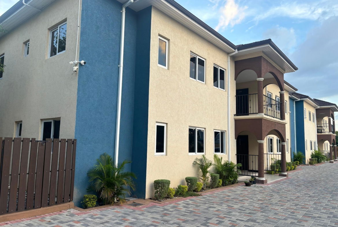 Third image of 5-2d Woodlawn Ave in Kingston 19, St. Andrew, Jamaica - property is For Rent