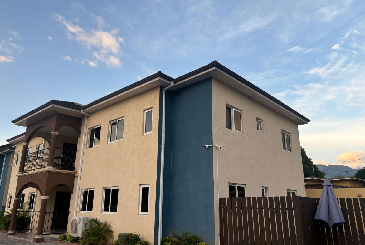 Fourth image of 5-2d Woodlawn Ave in Kingston 19, St. Andrew, Jamaica - property is For Rent