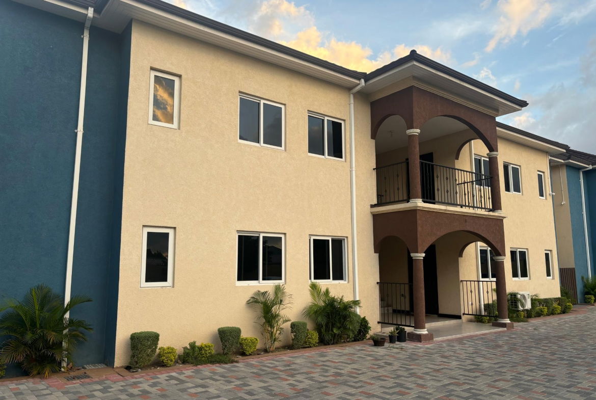 Fifth image of 5-2d Woodlawn Ave in Kingston 19, St. Andrew, Jamaica - property is For Rent