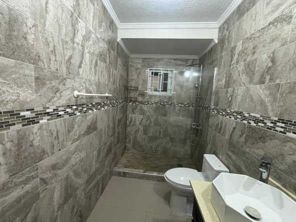 Eleventh image of 5-2d Woodlawn Ave in Kingston 19, St. Andrew, Jamaica - property is For Rent