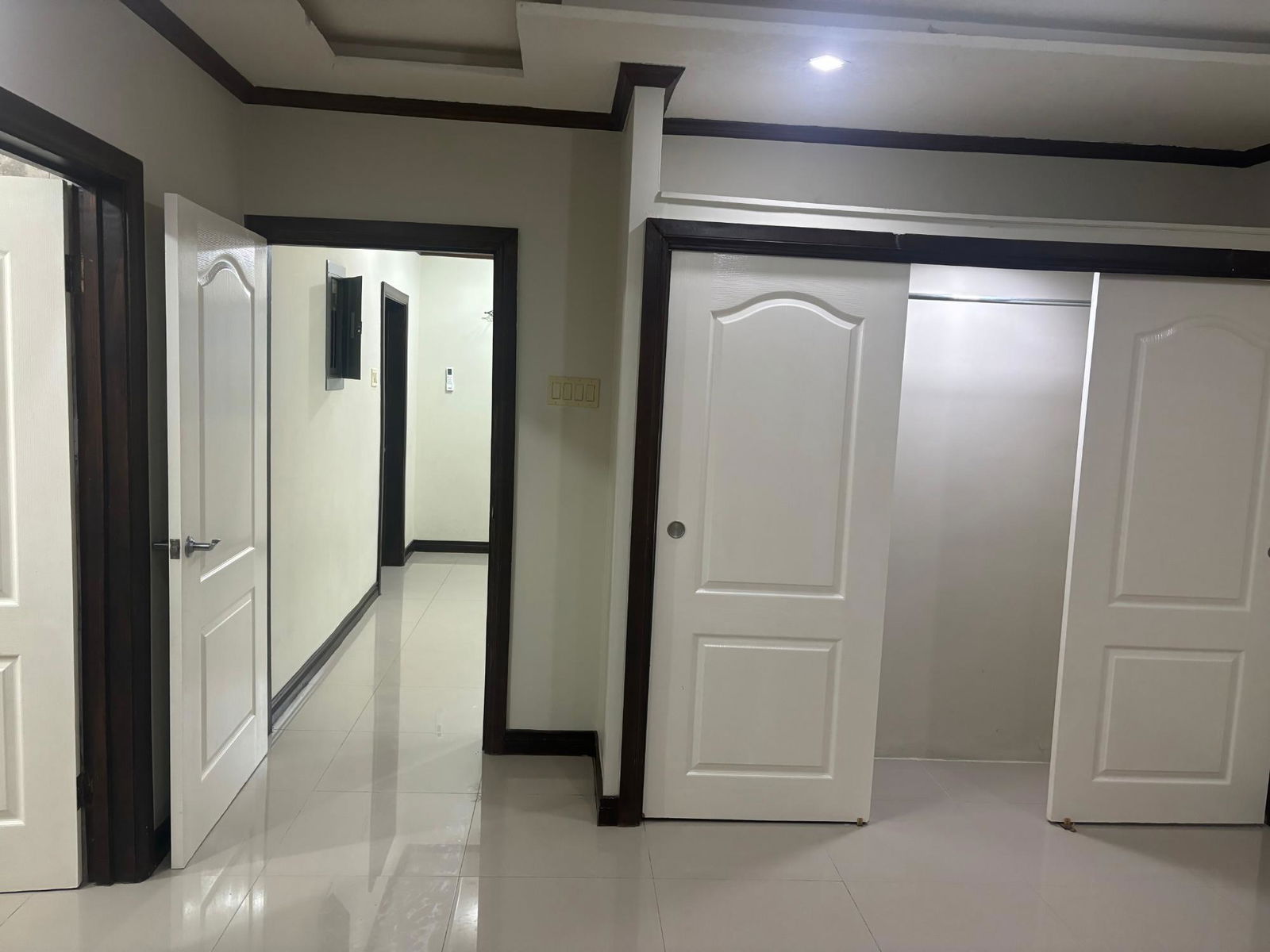 Thirteenth image of 5-2d Woodlawn Ave in Kingston 19, St. Andrew, Jamaica - property is For Rent