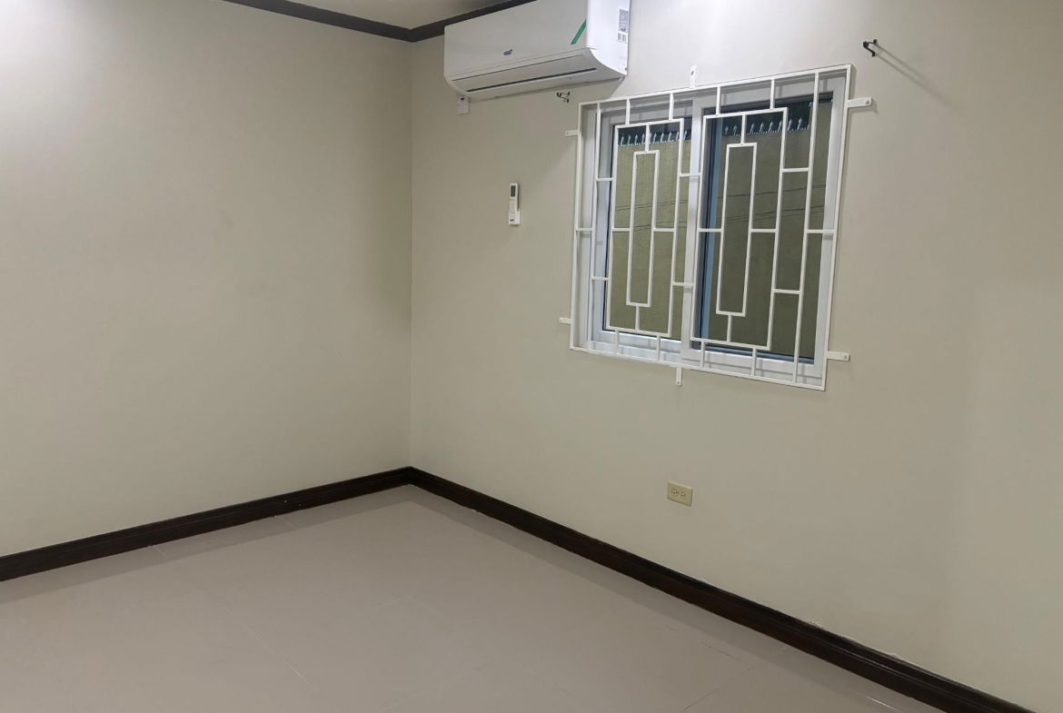 Fourteenth image of 5-2d Woodlawn Ave in Kingston 19, St. Andrew, Jamaica - property is For Rent