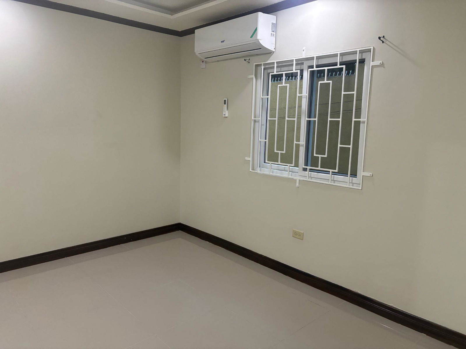 Fourteenth image of 5-2d Woodlawn Ave in Kingston 19, St. Andrew, Jamaica - property is For Rent