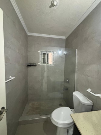 Eighteenth image of 5-2d Woodlawn Ave in Kingston 19, St. Andrew, Jamaica - property is For Rent