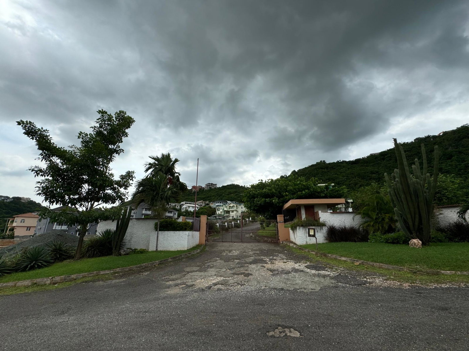Twenty-Second image of 9a Mayfair Avenue in Red Hills, St. Andrew, Jamaica - property is For Rent