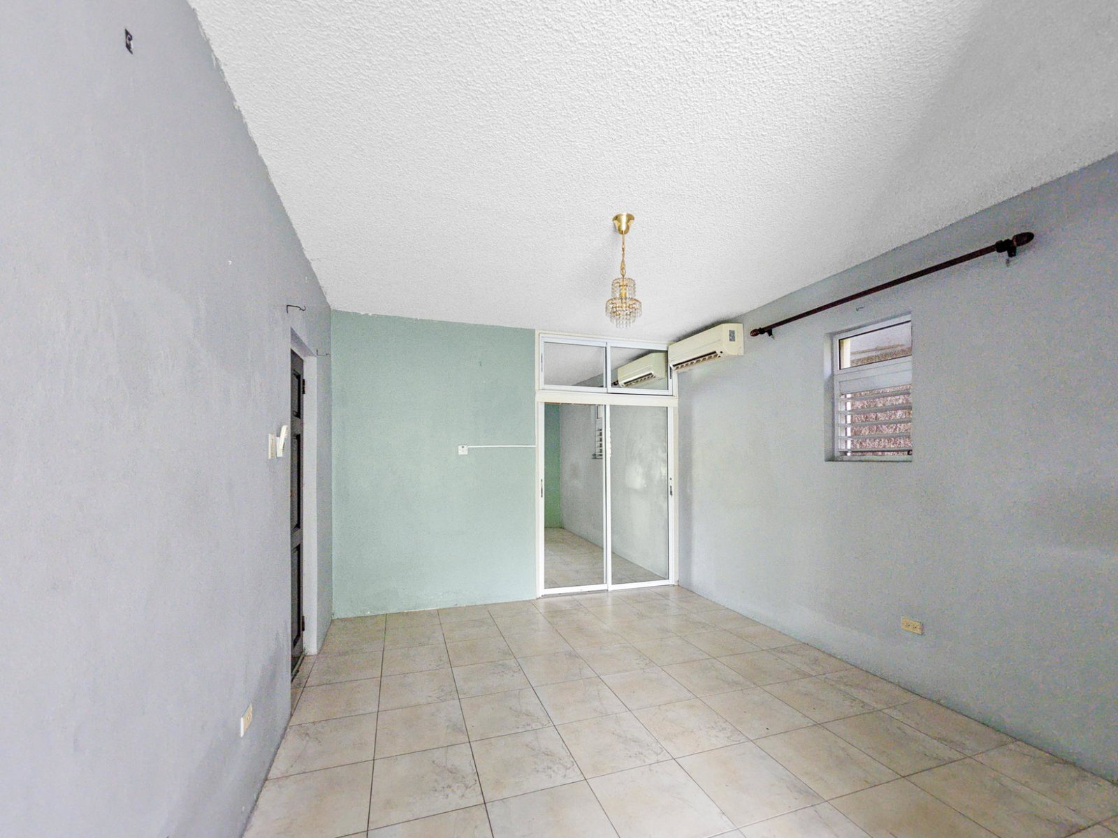 Charming-2-Bedroom-Apartment-for-Sale-at-Devon-Court-St.-Andrew Seventh image of 8-4 Devon Road in Kingston 10, St. Andrew, Jamaica - property is For Sale