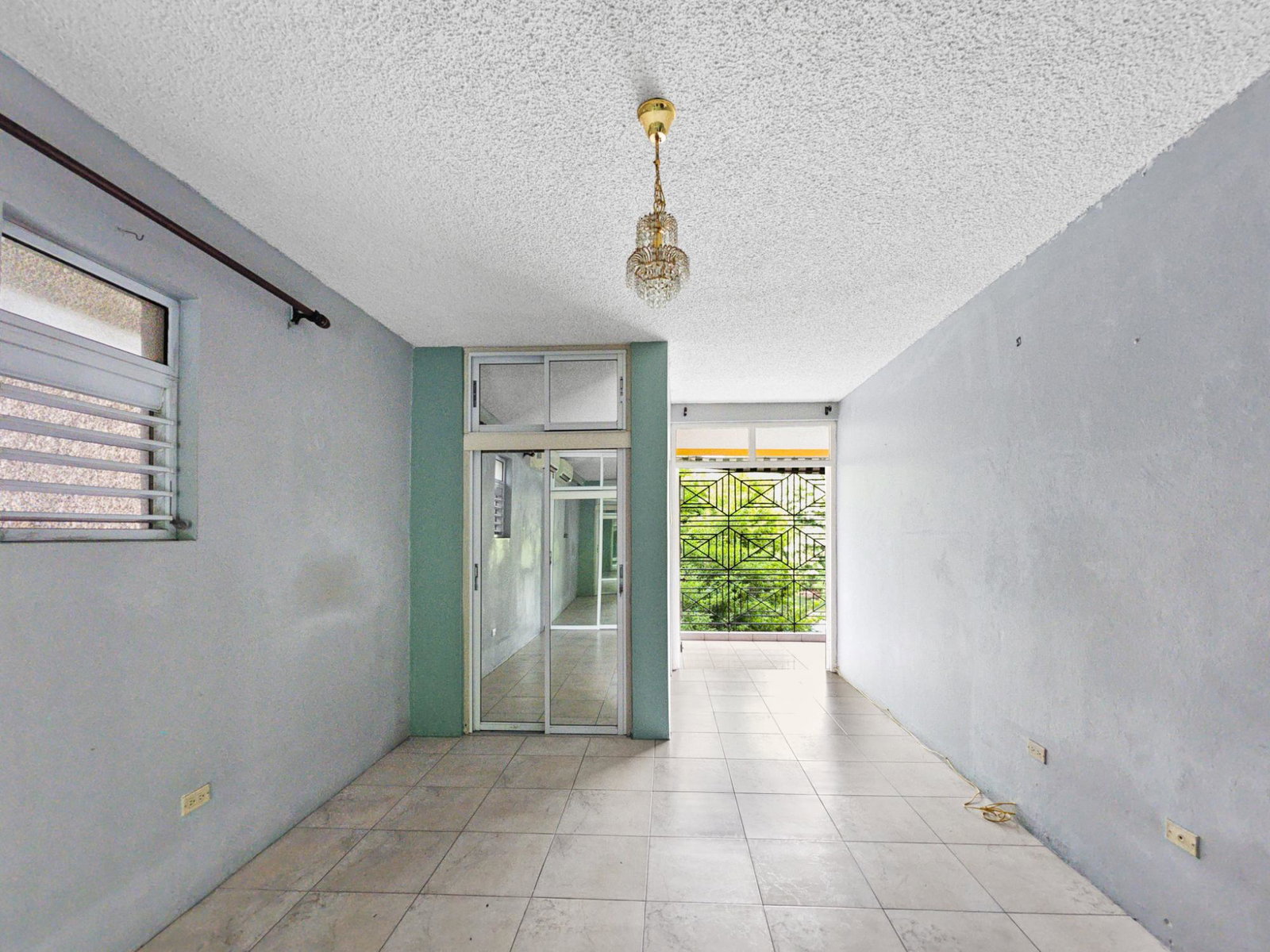 Charming-2-Bedroom-Apartment-for-Sale-at-Devon-Court-St.-Andrew Eighth image of 8-4 Devon Road in Kingston 10, St. Andrew, Jamaica - property is For Sale