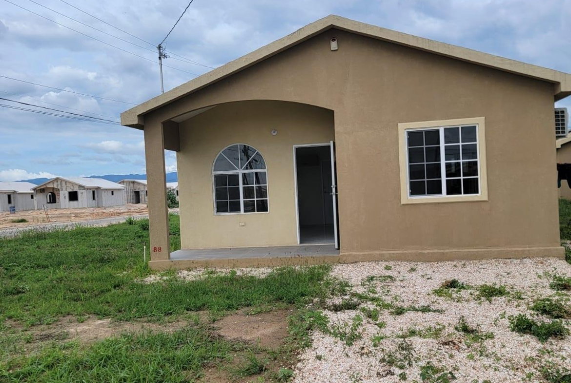 Second image of 88 Phoenix Park Village 2 in Phoenix Park, St. Catherine, Jamaica - property is For Rent