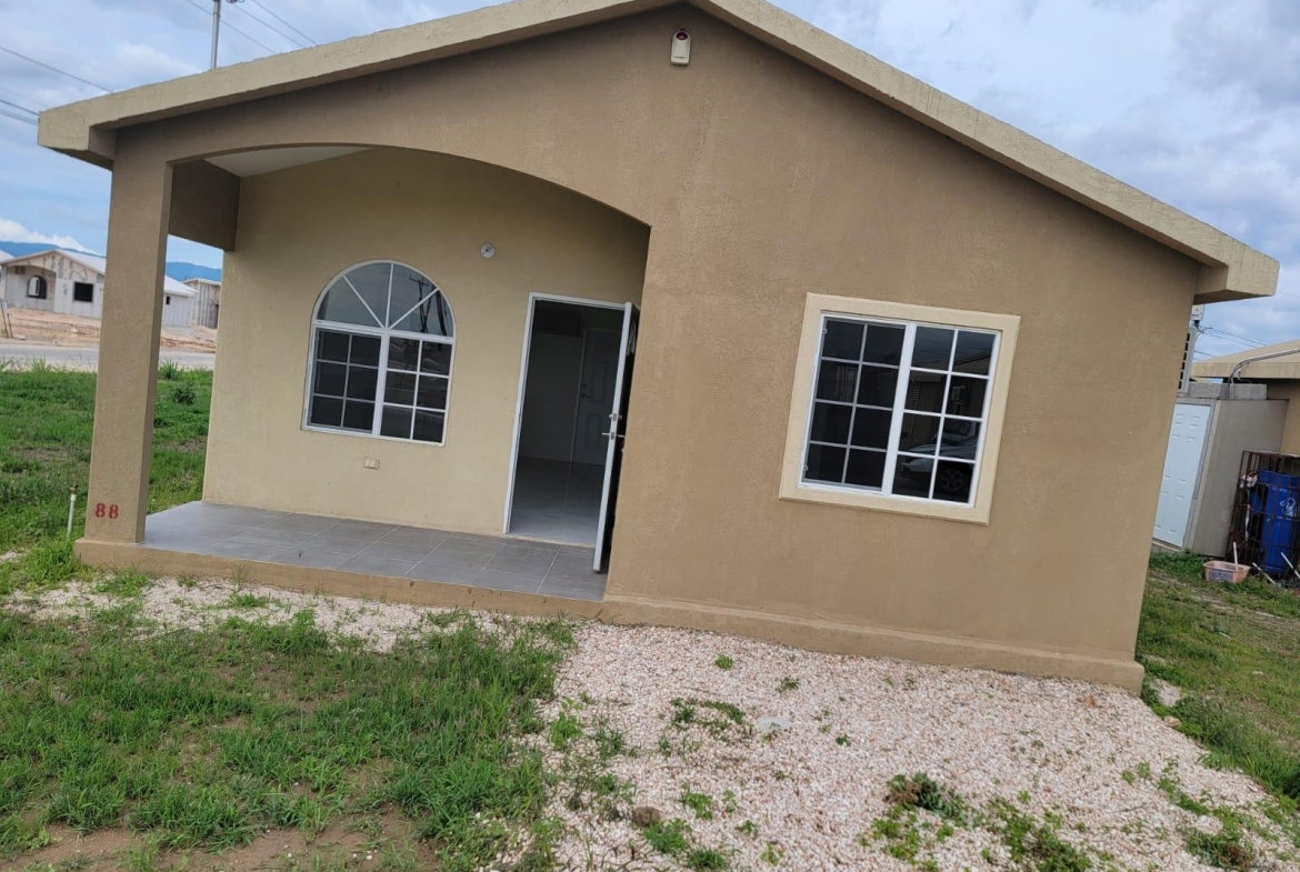 First image of 88 Phoenix Park Village 2 in Phoenix Park, St. Catherine, Jamaica - property is For Rent