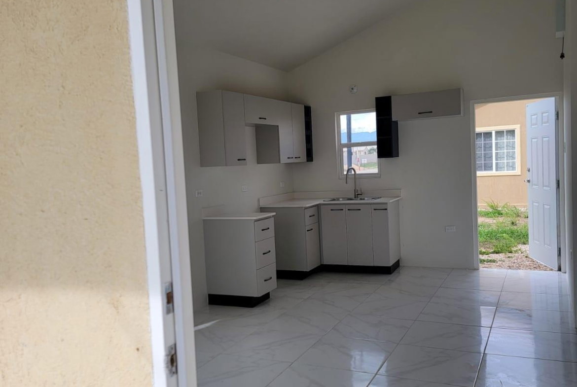 Fifth image of 88 Phoenix Park Village 2 in Phoenix Park, St. Catherine, Jamaica - property is For Rent