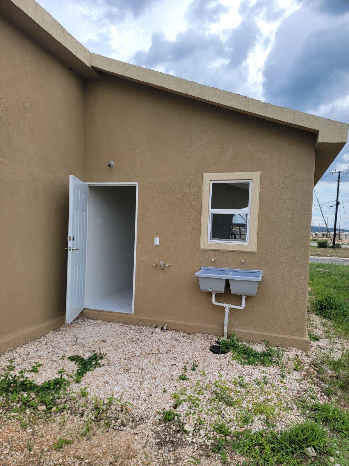 Charming-2-Bedroom-Bungalow-for-Rent-in-Phoenix-Park-Village-2-Portmore Ninth image of 88 Phoenix Park Village 2 in Phoenix Park, St. Catherine, Jamaica - property is For Rent