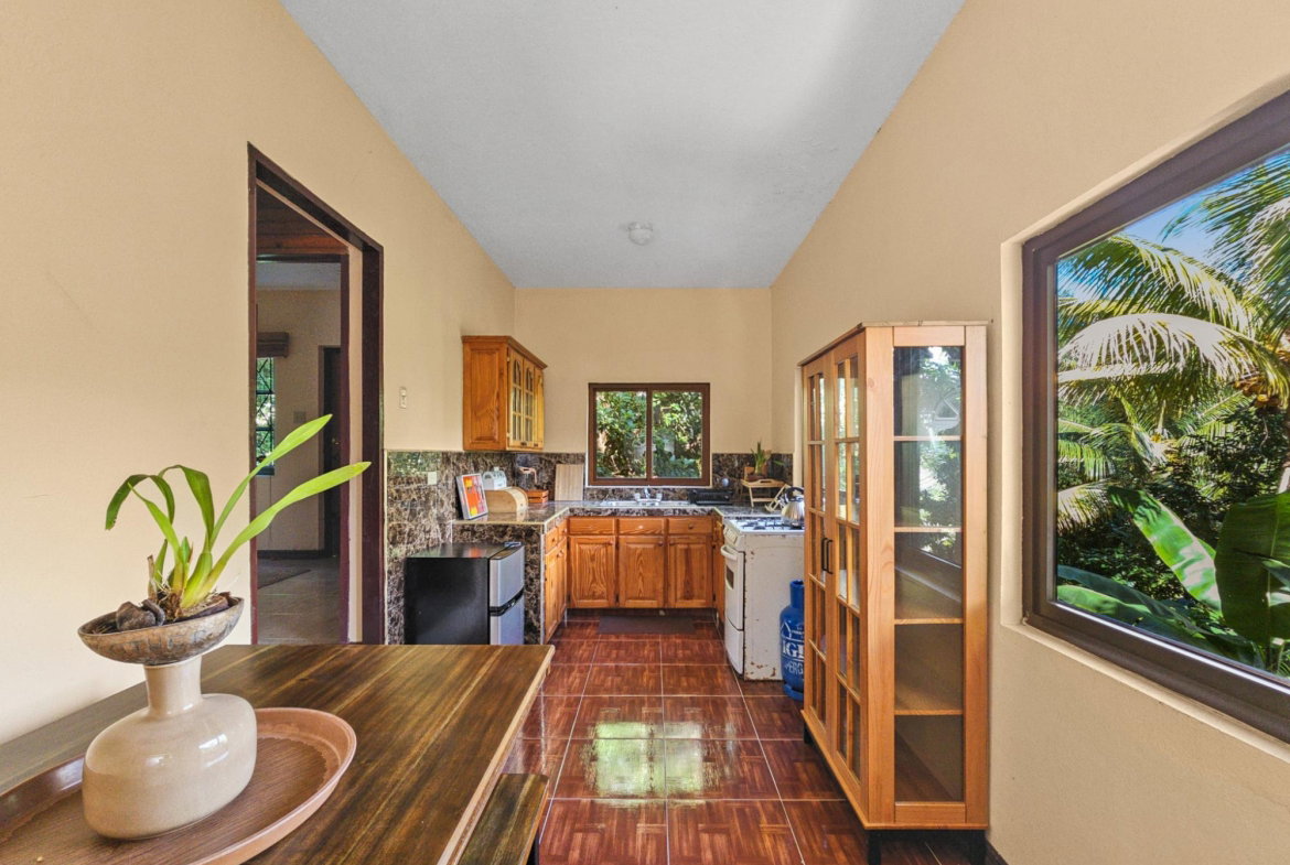 Sixteenth image of 6 Skyline Drive in Kingston 6, St. Andrew, Jamaica - property is For Rent