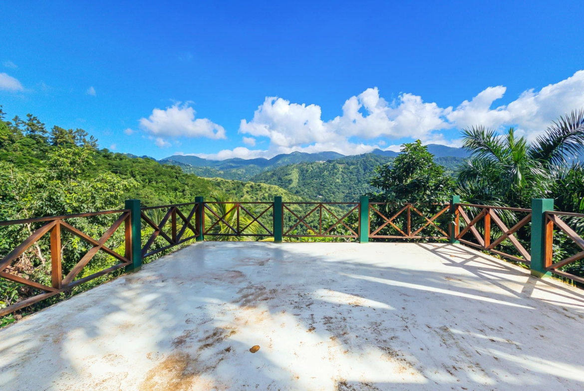 Eighteenth image of 6 Skyline Drive in Kingston 6, St. Andrew, Jamaica - property is For Rent
