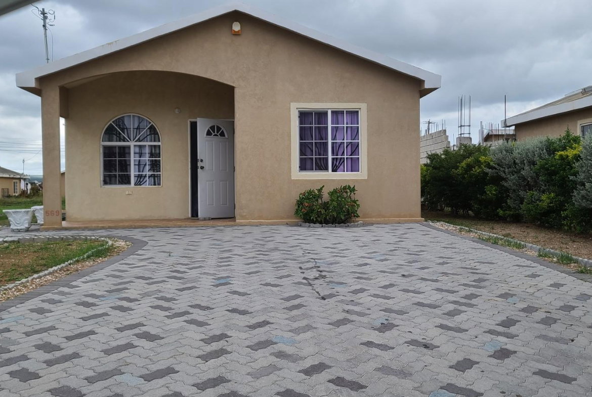 First image of 569 Pheonix Park Village st c in Phoenix Park, St. Catherine, Jamaica - property is For Rent