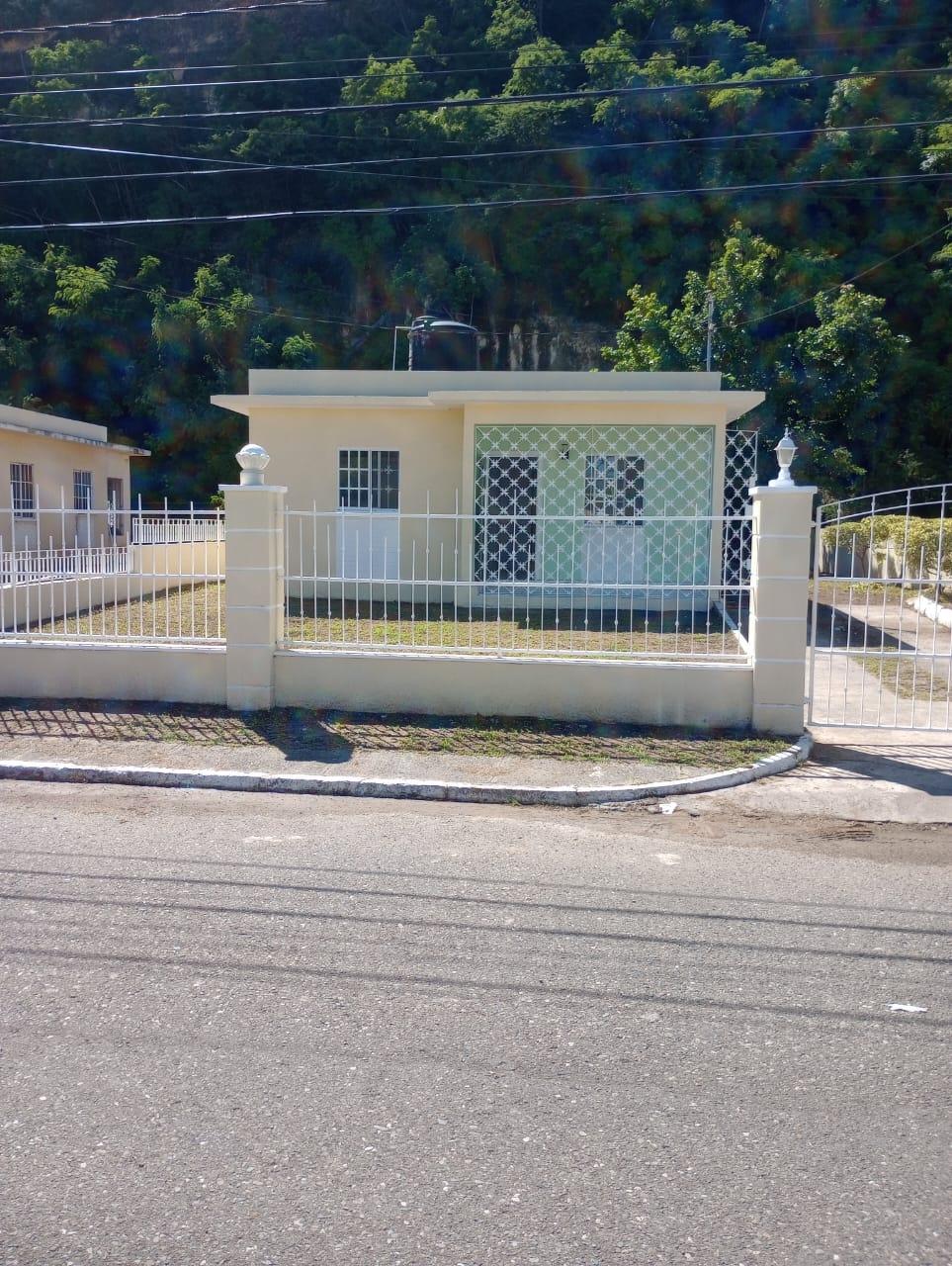 Charming-2-Bedroom-Home-for-Rent-in-Mount-Royal-Estate-St.-Catherine Second image of 32 Mount Royal Estate in Bridgeport, St. Catherine, Jamaica - property is For Rent