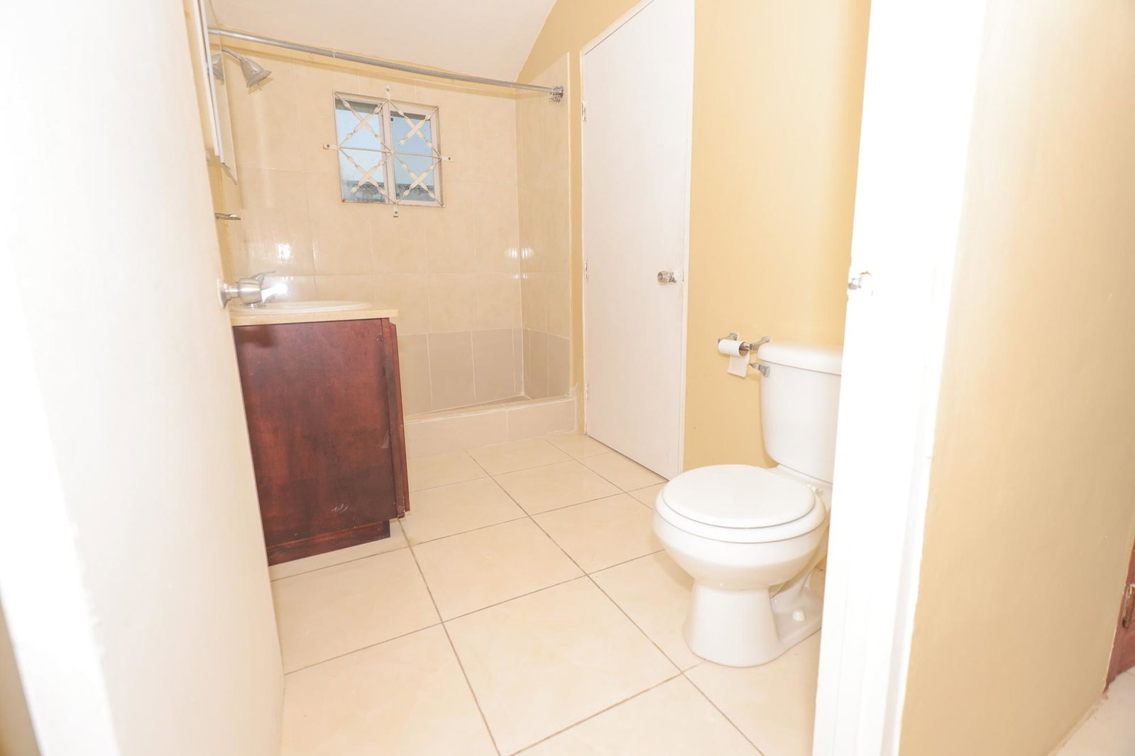 Thirteenth image of 18 Myrtle Place , New Harbou in New Harbour Village, St. Catherine, Jamaica - property is For Sale
