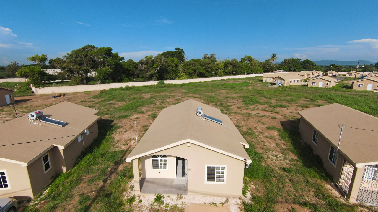 First image of 1617 Phoneix Park Village Phas in Phoenix Park, St. Catherine, Jamaica - property is For Sale