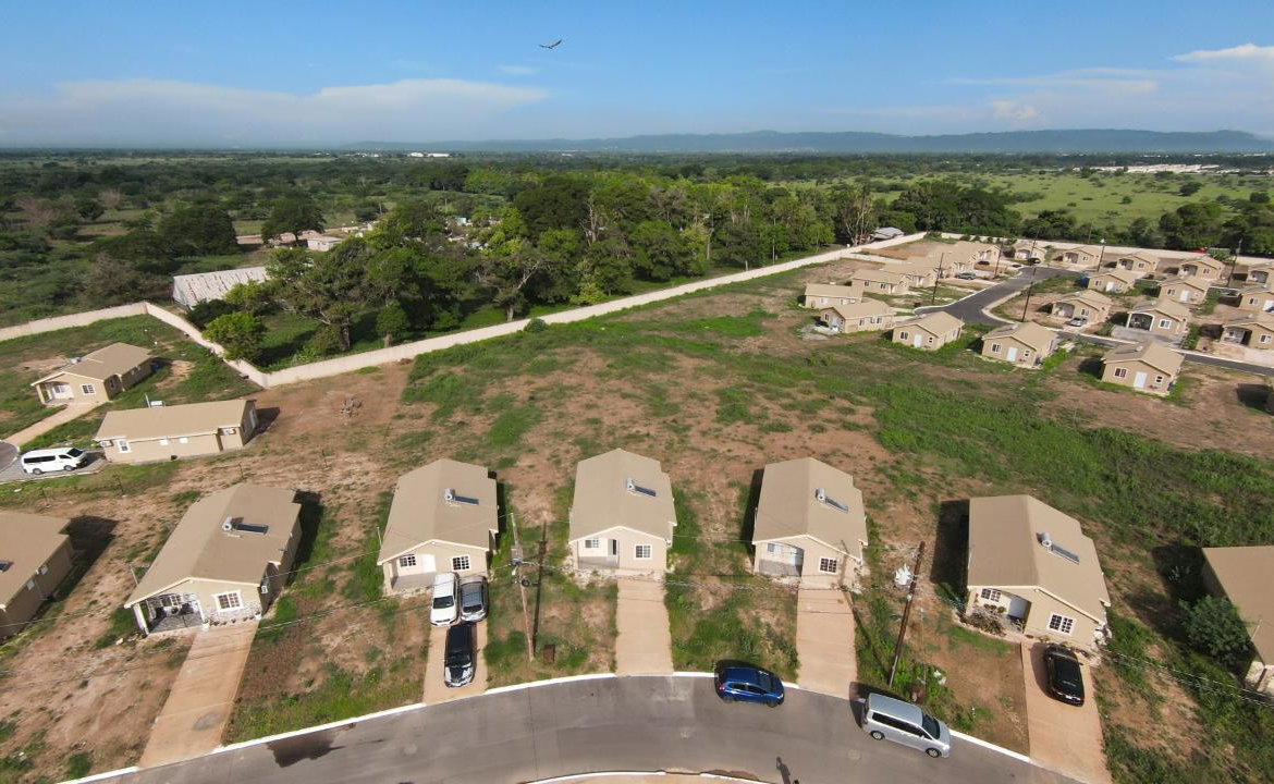 Third image of 1617 Phoneix Park Village Phas in Phoenix Park, St. Catherine, Jamaica - property is For Sale