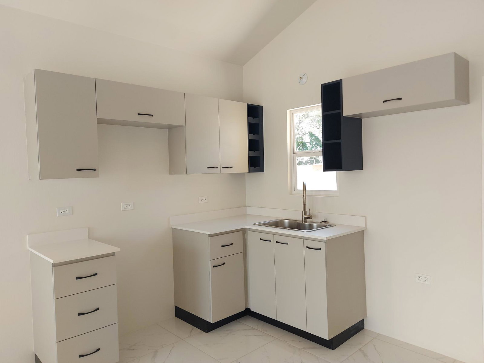 Fourth image of 666 Phoenix Park Vlg 2 ph 2 in Phoenix Park, St. Catherine, Jamaica - property is For Sale