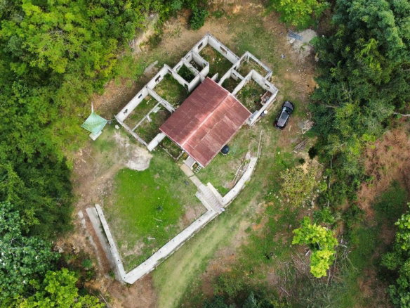 First image of 2 Suttons, Turners in Chapleton, Clarendon, Jamaica - property is For Sale