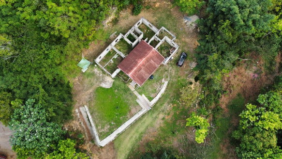 First image of 2 Suttons, Turners in Chapleton, Clarendon, Jamaica - property is For Sale