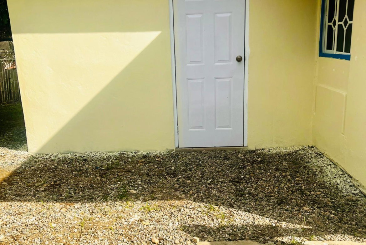 Fourteenth image of Spring Crescent, Bridgepo in Bridgeport, St. Catherine, Jamaica - property is For Rent