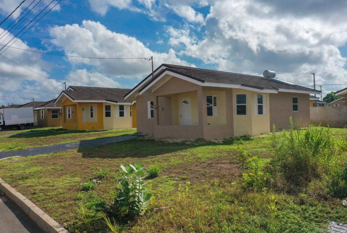 Sixteenth image of 110 Colbeck Manor in Colbeck, St. Catherine, Jamaica - property is For Rent